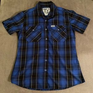 DIXXON Blue & Black Plaid Short-Sleeve Button-Up Shirt